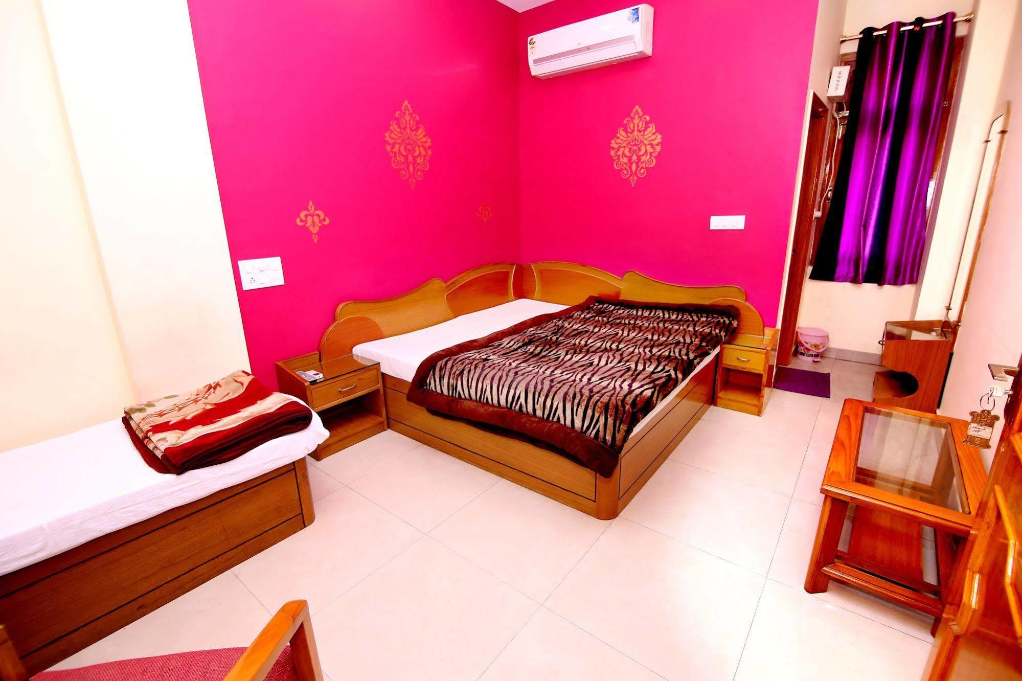 Hotel Sunshine Haridwār Εξωτερικό φωτογραφία
